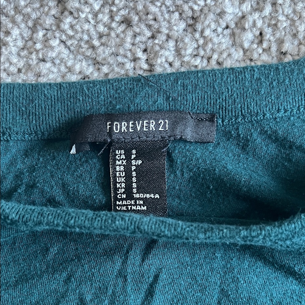 Forever 21 Dark Teal Long-Sleeve Cropped Top - Women - Picture 2 of 3